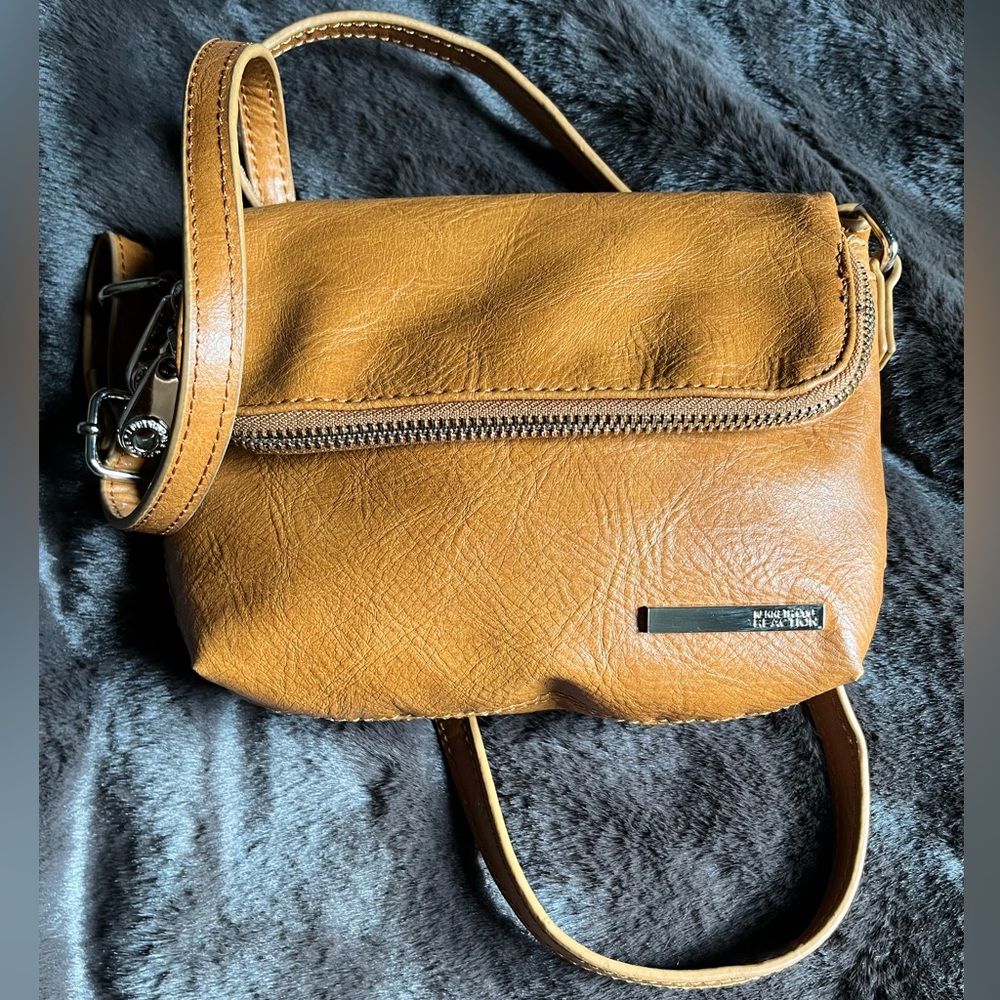 Kenneth Cole CrossBody Purse